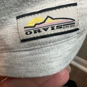 Classic Orvis grey 1/4 zip sweatshirt front pockets & grey/white print lining